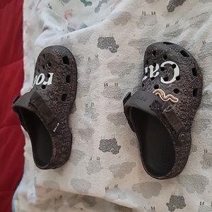 Size 10c crocs